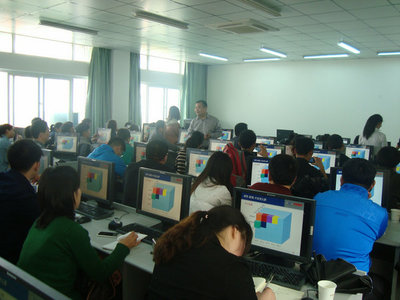 2014年安徽省職業(yè)院校技能大賽市場營銷賽項(xiàng)說明會在我院順利舉行